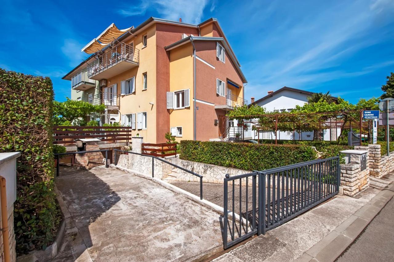 Apartman Klara Rovinj Exterior photo